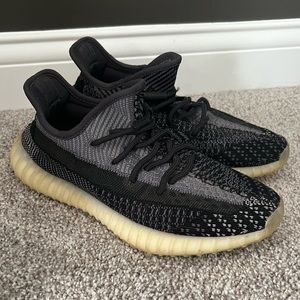 Yeezy boost 350 V2 'Carbon' SZ 9